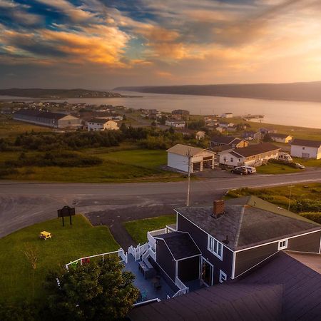 Edge Of The Avalon Inn Trepassey Экстерьер фото