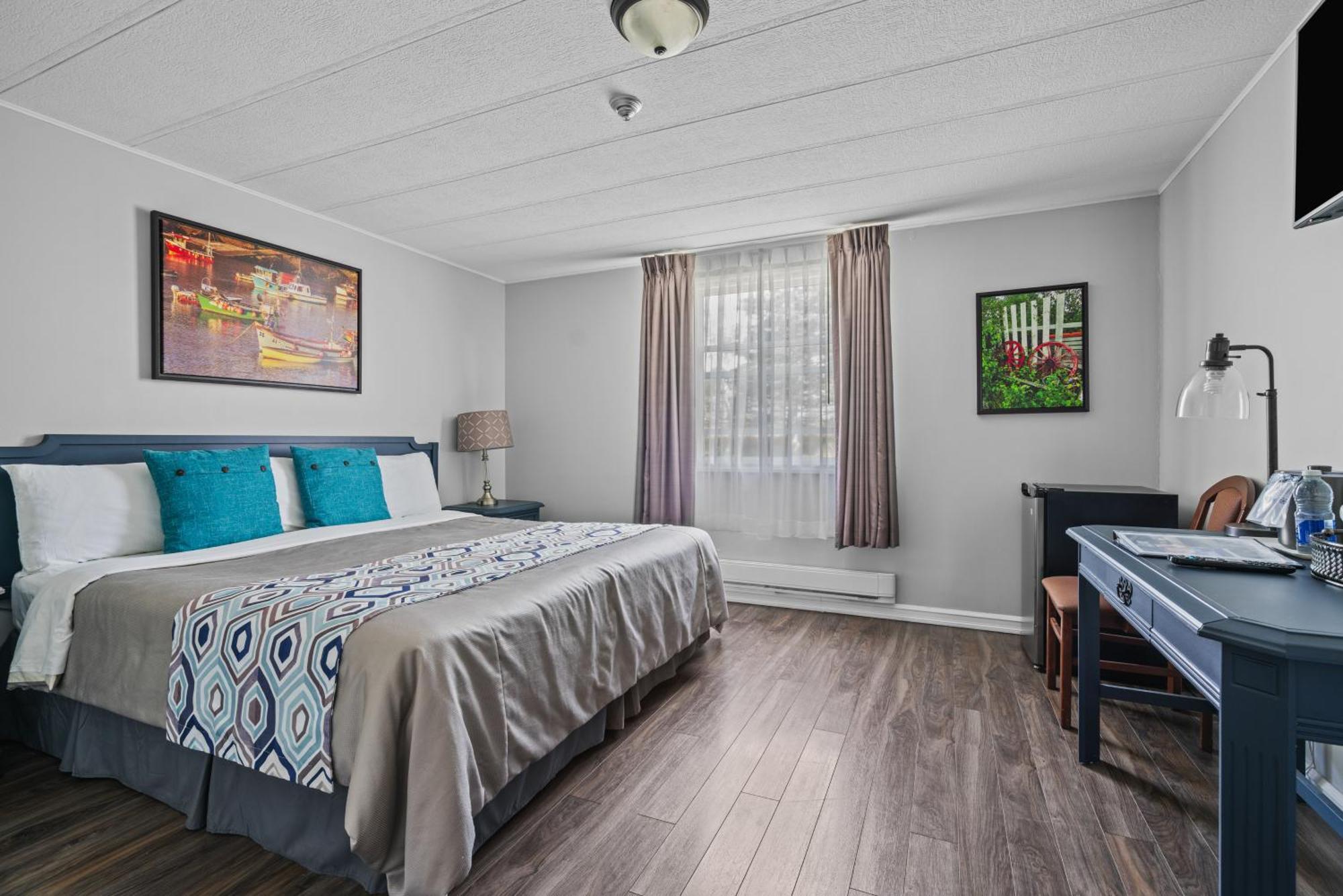 Edge Of The Avalon Inn Trepassey Экстерьер фото