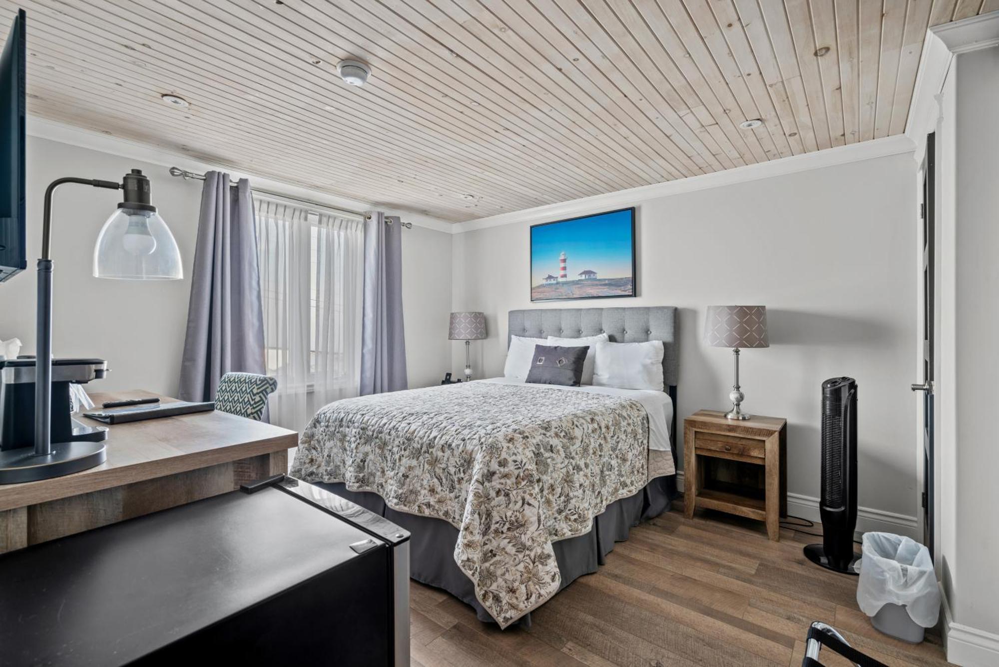 Edge Of The Avalon Inn Trepassey Экстерьер фото